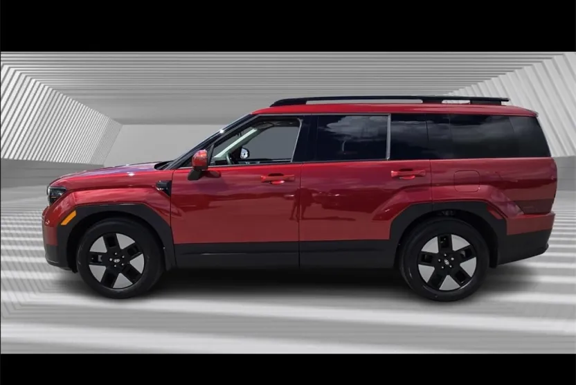 2025 Hyundai Santa Fe SEL photo 1
