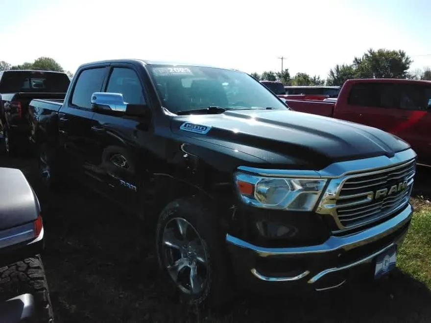 2023 Ram 1500 Laramie photo 1