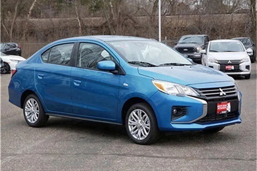 2024 Mitsubishi Mirage G4 LE photo 1