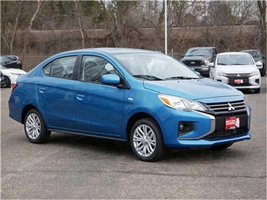 2024 Mitsubishi Mirage G4 LE photo 1