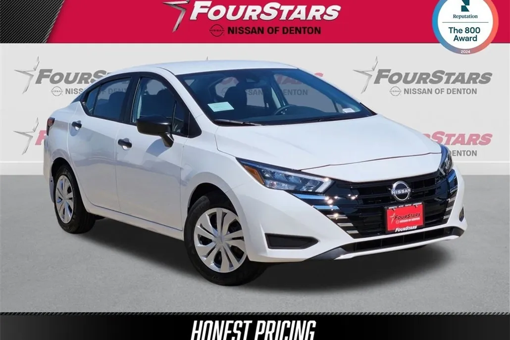 2025 Nissan Versa 1.6 S photo 1