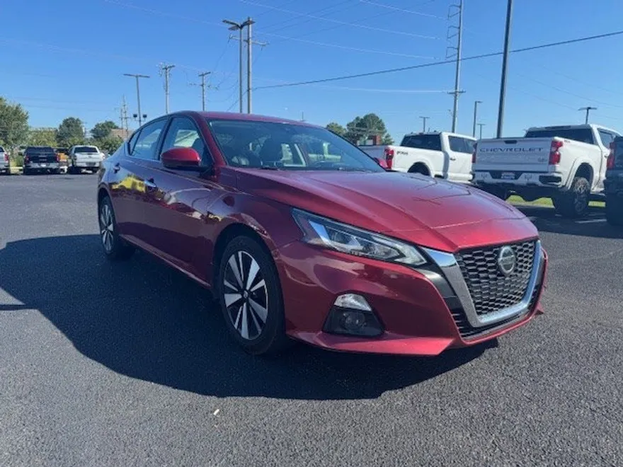 2019 Nissan Altima 2.5 SV photo 1