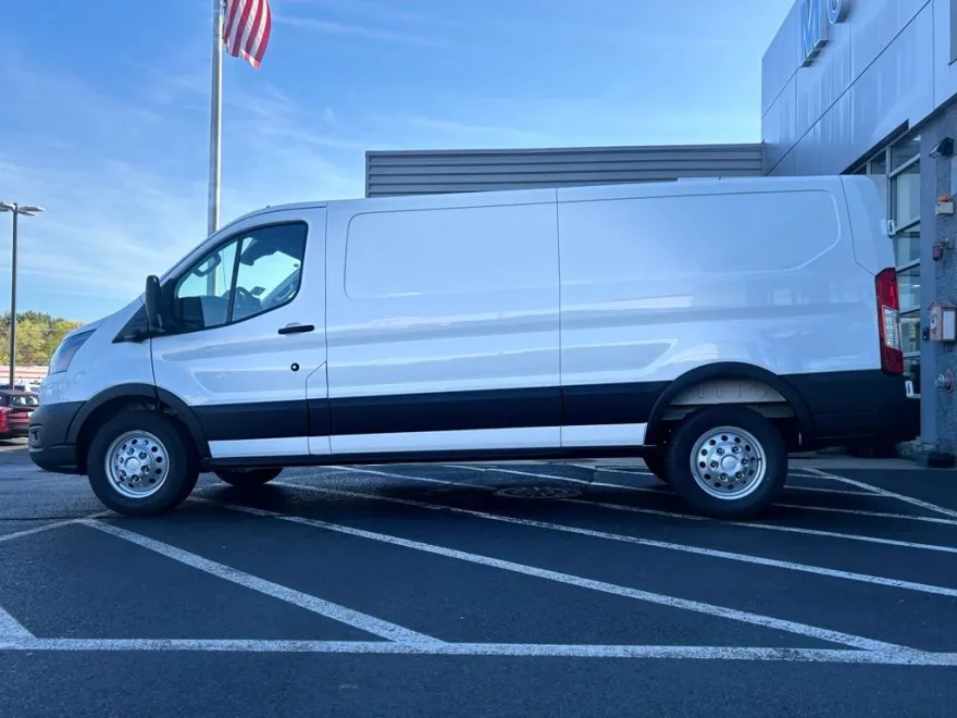 2025 Ford Transit photo 1