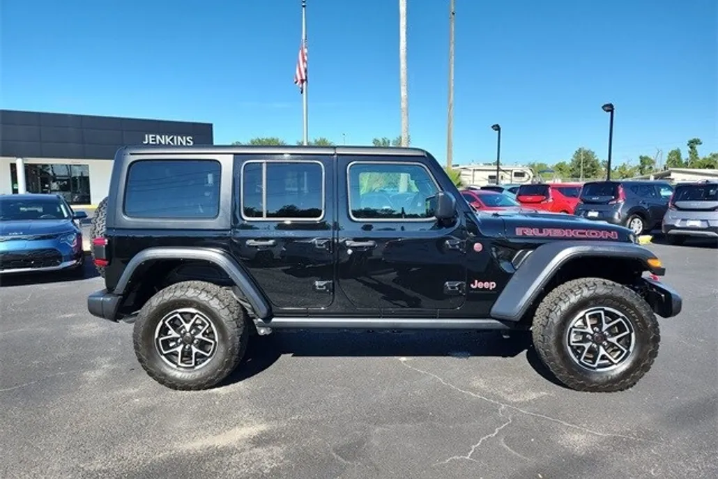 2024 Jeep Wrangler Rubicon photo 1