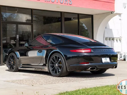 2014 Porsche 911 Coupe photo 4