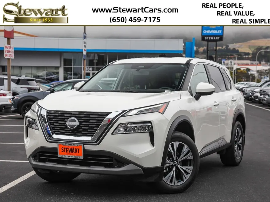 2023 Nissan Rogue SV photo 1