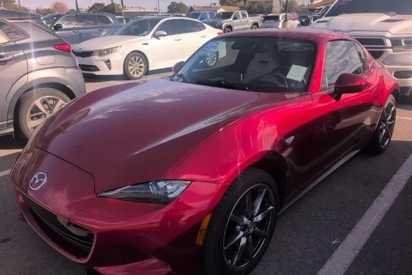 2021 Mazda MX-5 Miata Miata RF Grand Touring photo 1
