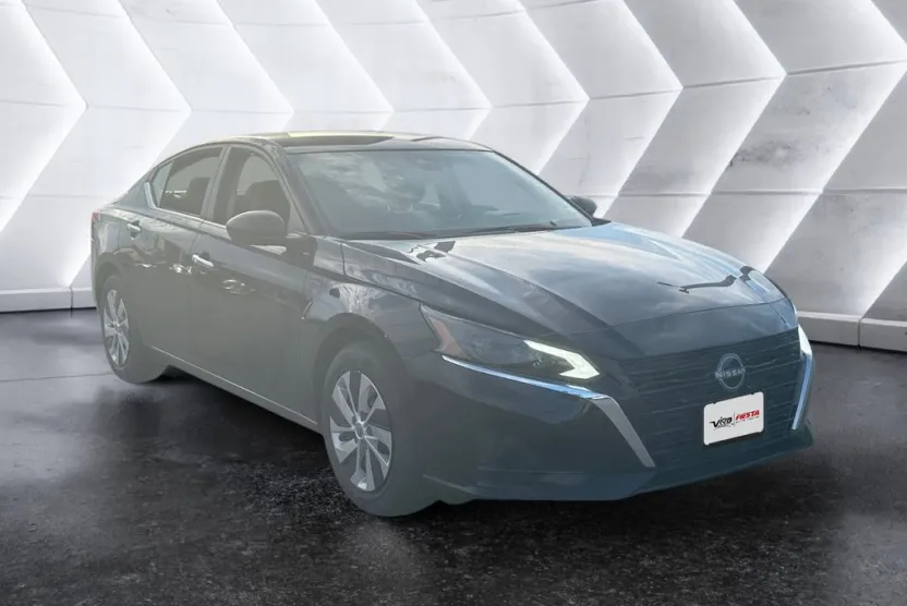 2025 Nissan Altima 2.5 S photo 1