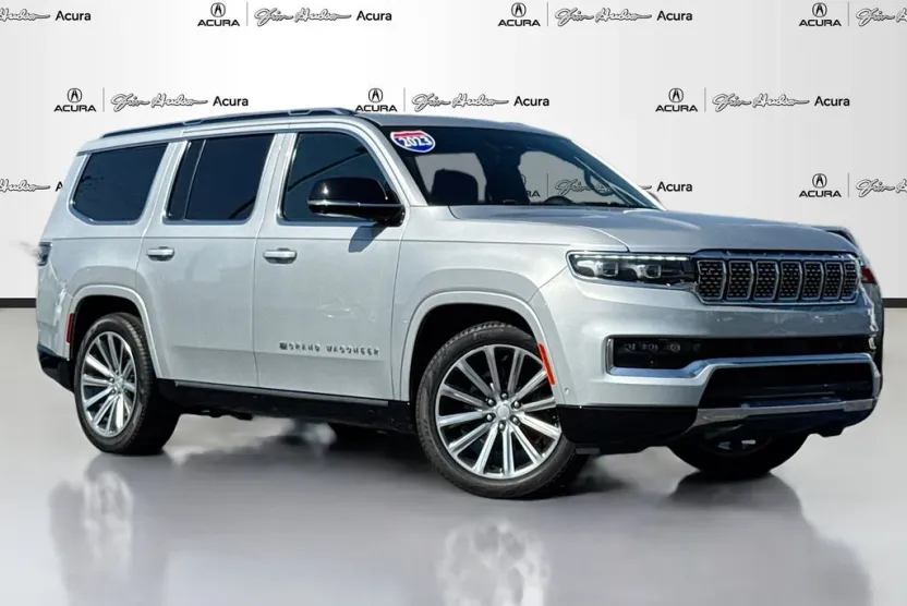 2023 Jeep Grand Wagoneer II photo 1