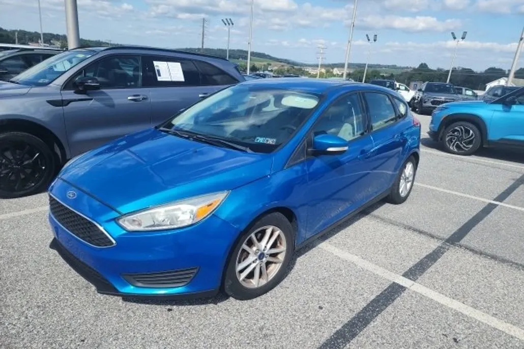 2016 Ford Focus SE photo 1