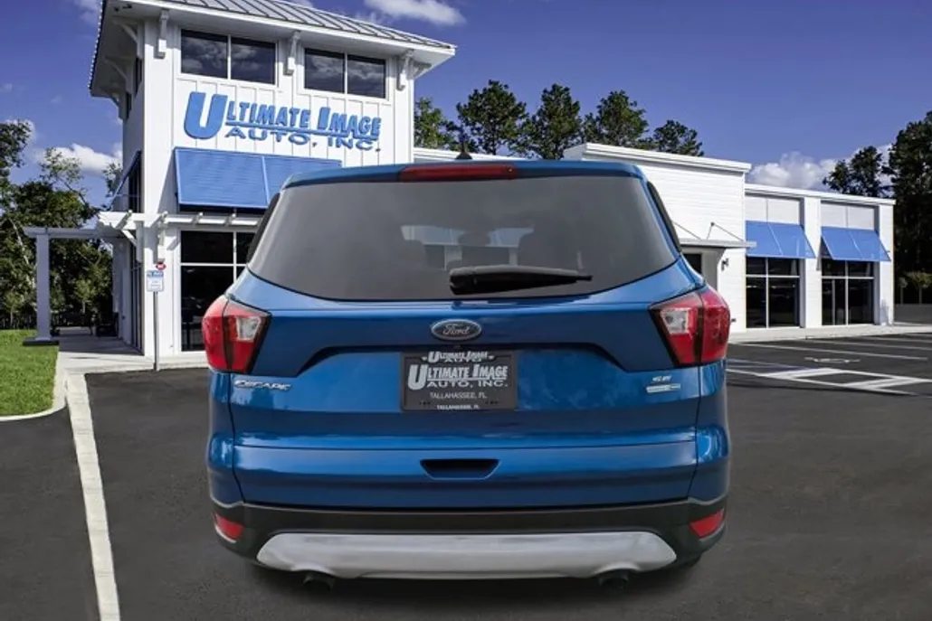2019 Ford Escape SE photo 1