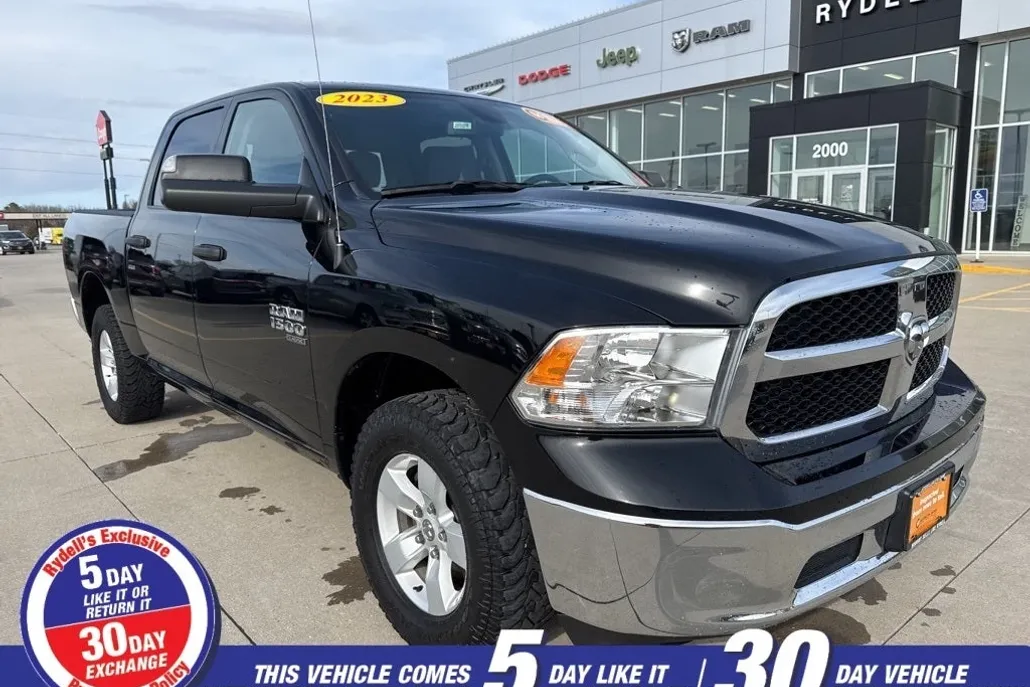 2023 Ram 1500 Classic SLT photo 1