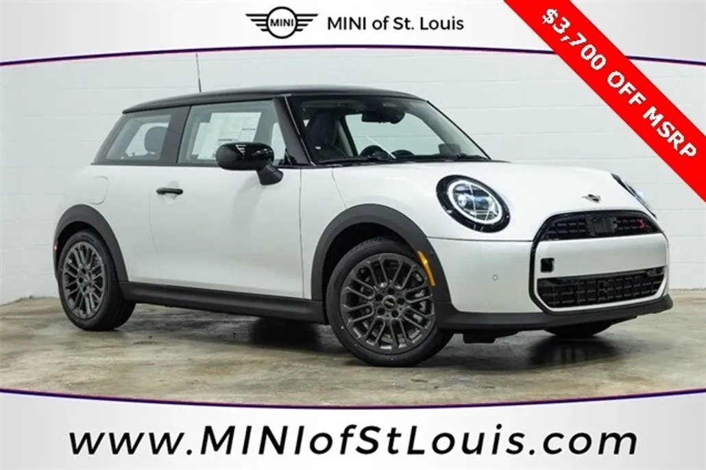 2025 Mini Cooper 2 Door Hardtop Signature photo 1