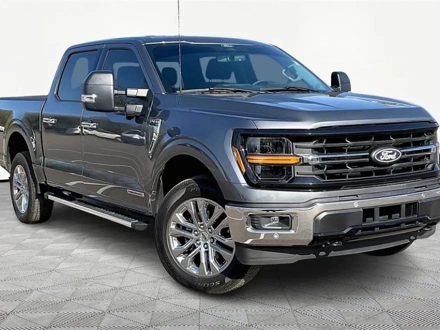 2024 Ford F-150 XLT photo 1