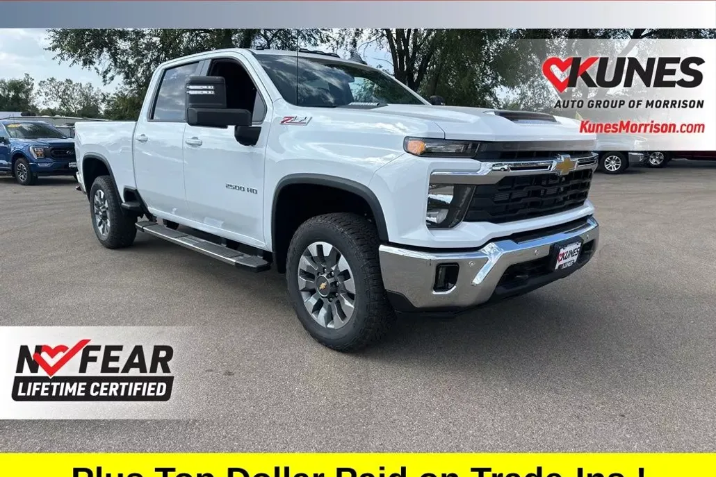 2026 Chevrolet Silverado LT photo 1
