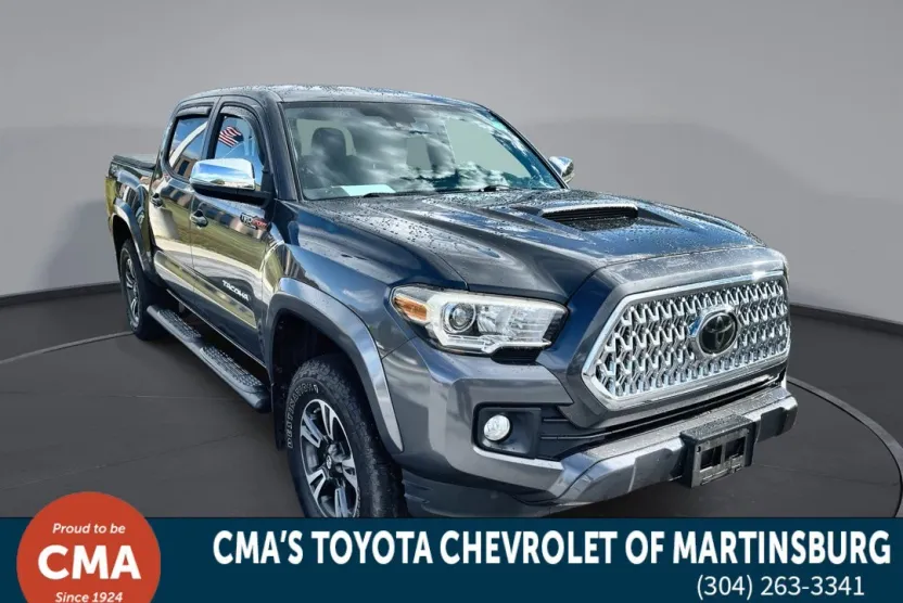 2018 Toyota Tacoma TRD Sport photo 1
