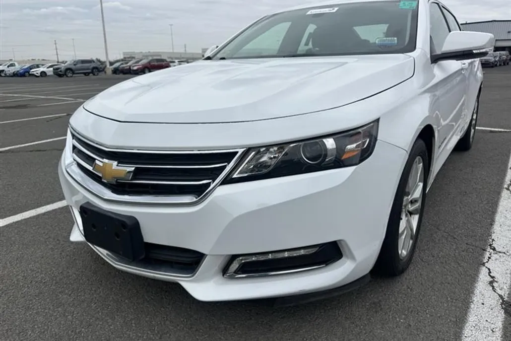 2019 Chevrolet Impala 1LT photo 1