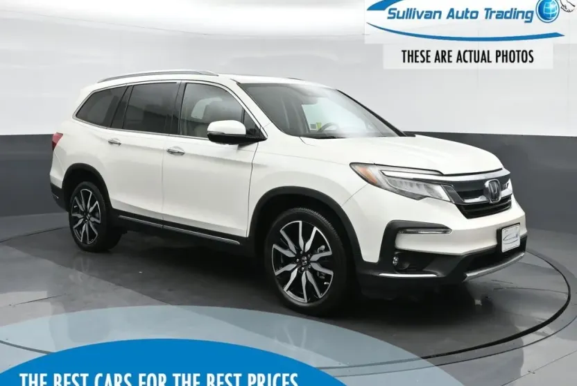 2019 Honda Pilot Touring photo 1