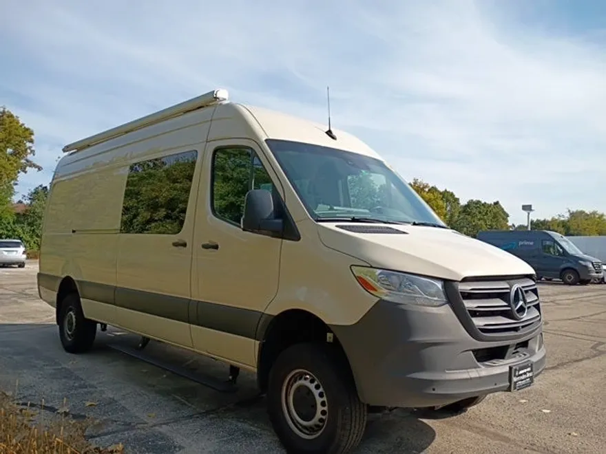 2024 Mercedes Benz Sprinter 2500 170 WB photo 1