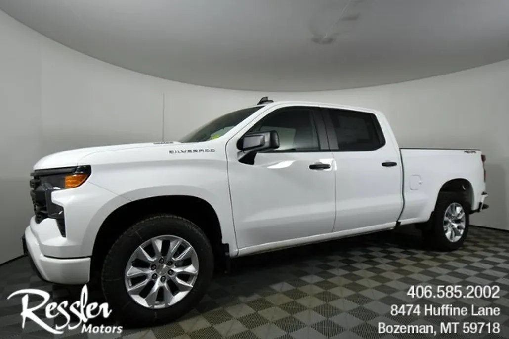 2025 Chevrolet Silverado 1500 Custom photo 1