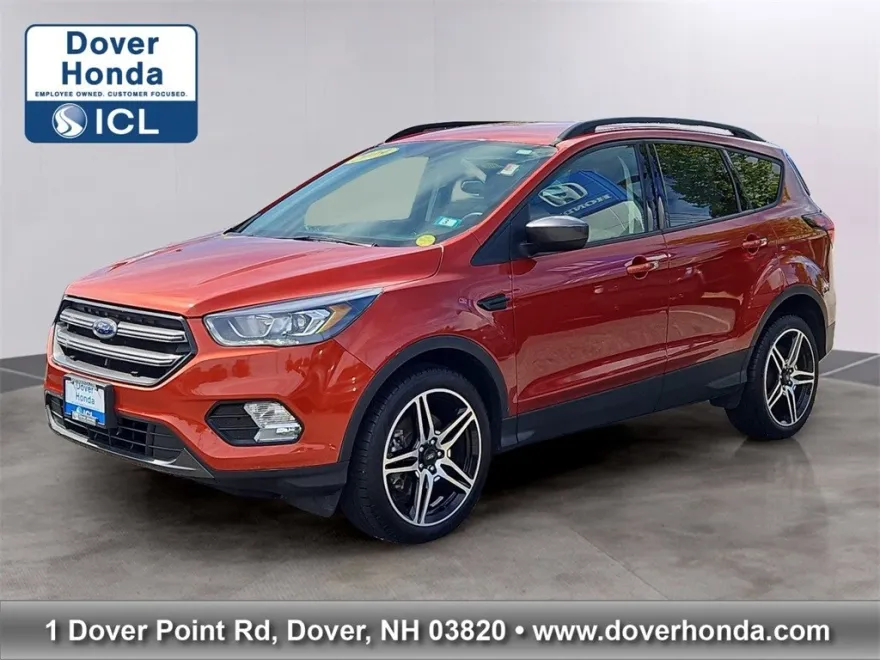 2019 Ford Escape SEL photo 1