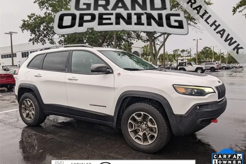 2020 Jeep Cherokee Trailhawk photo 1