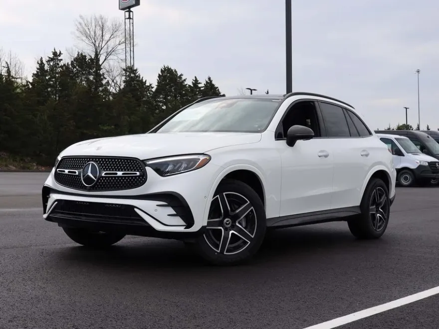 2025 Mercedes Benz GLC AMG photo 1