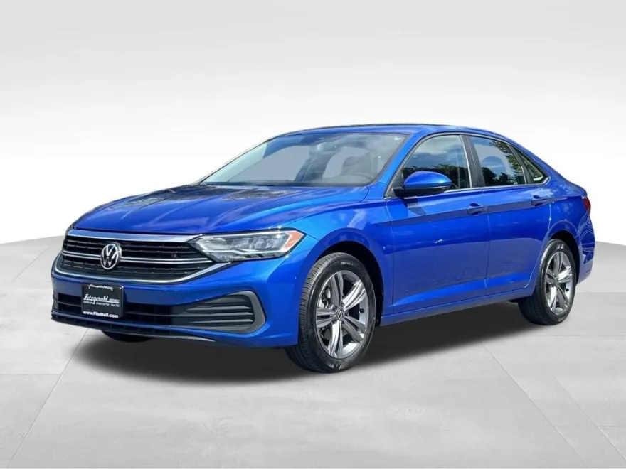 2024 Volkswagen Jetta SE photo 1