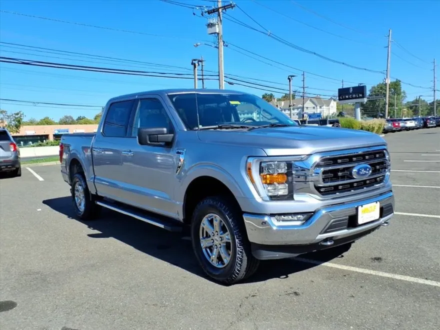 2021 Ford F-150 XLT photo 1