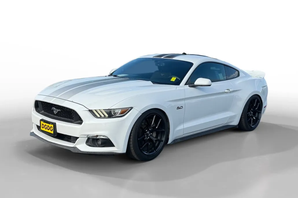 2016 Ford Mustang GT photo 1