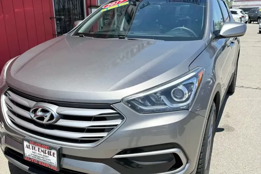 2017 Hyundai Santa Fe Sport photo 1