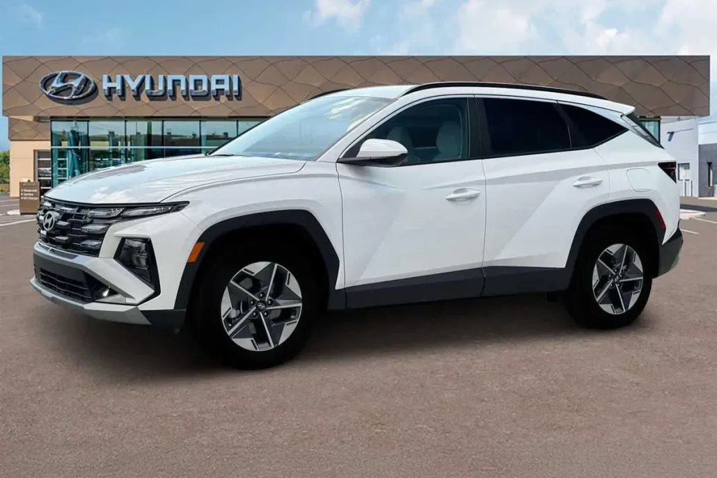 2025 Hyundai Tucson SEL photo 1