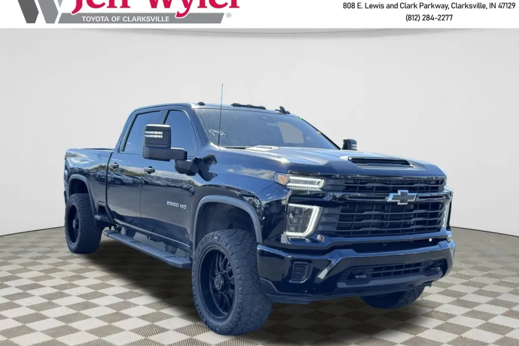 2024 Chevrolet Silverado 2500HD Custom photo 1