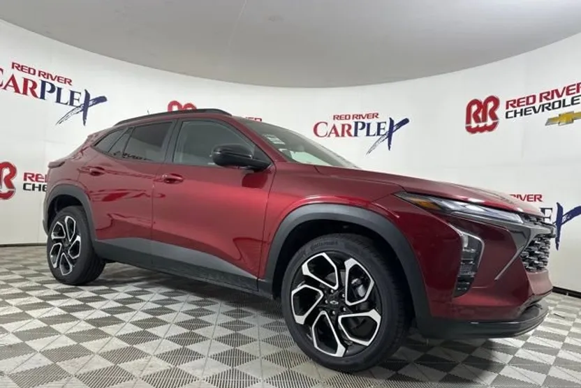 2025 Chevrolet Trax photo 1