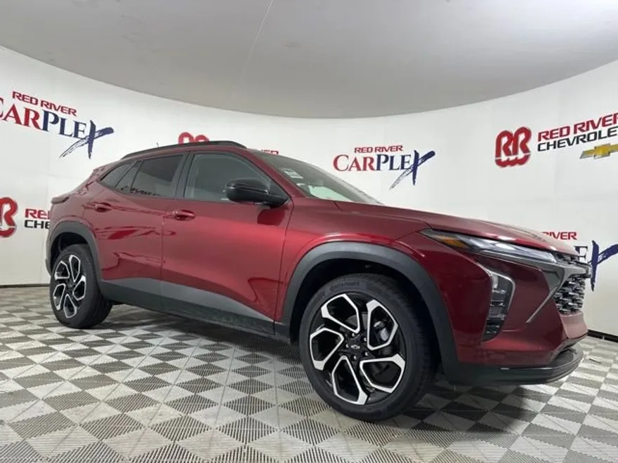 2025 Chevrolet Trax photo 1