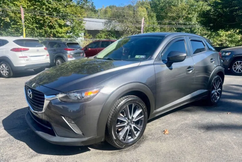 2018 Mazda CX-3 Touring photo 1