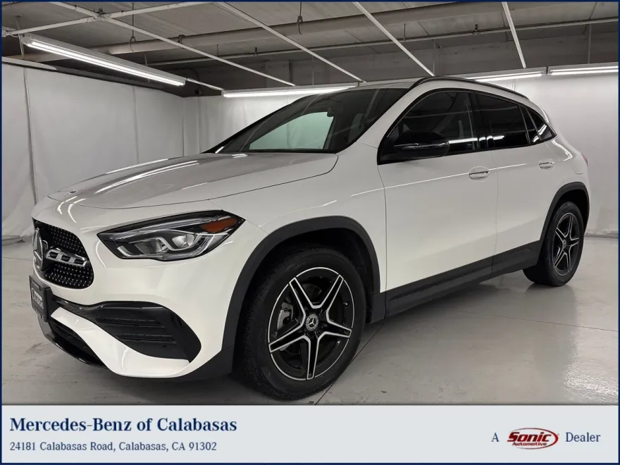 2023 Mercedes Benz GLA 250 photo 1