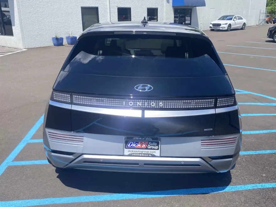 2024 Hyundai Ioniq 5 Limited photo 1