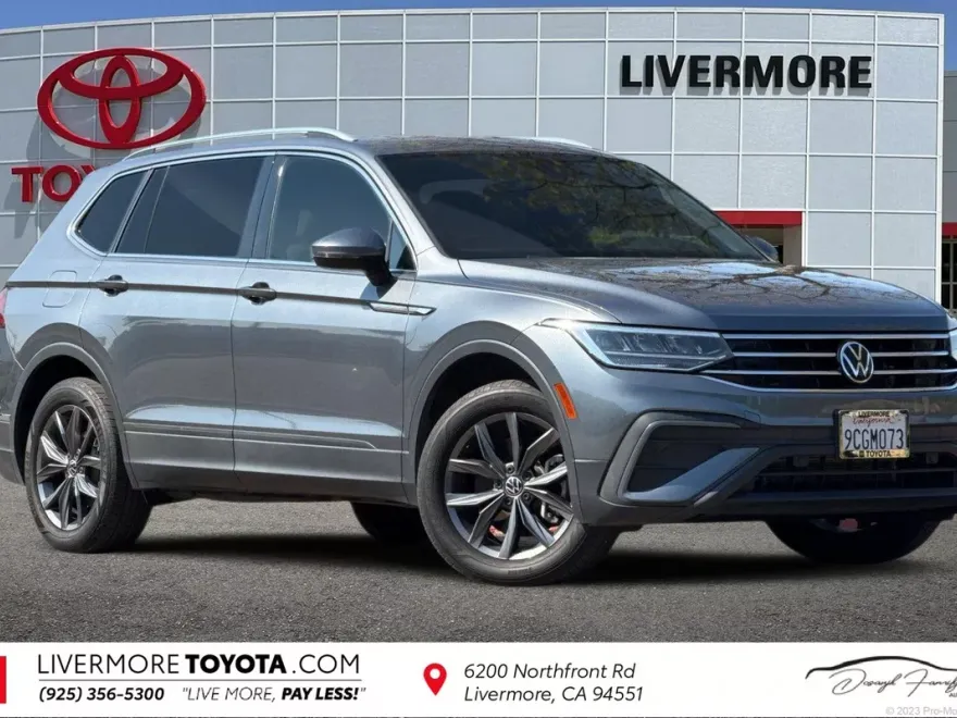 2022 Volkswagen Tiguan SE photo 1