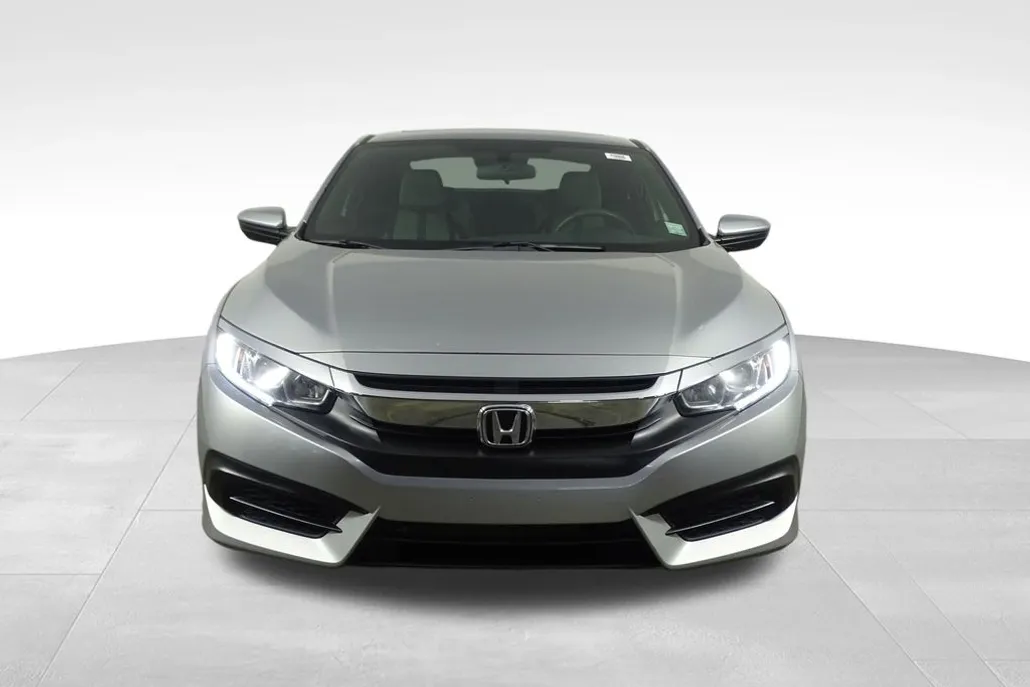 2017 Honda Civic photo 1