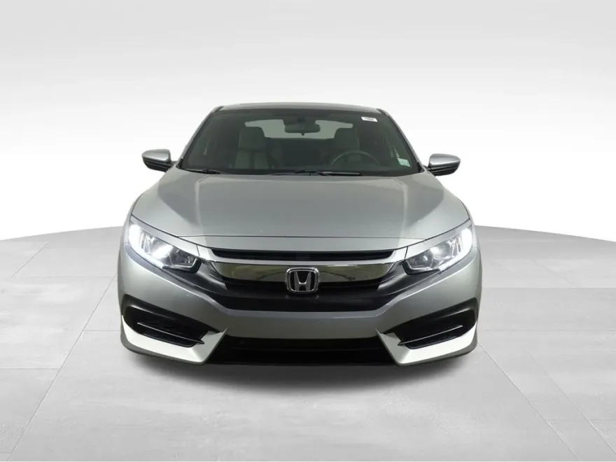 2017 Honda Civic photo 1