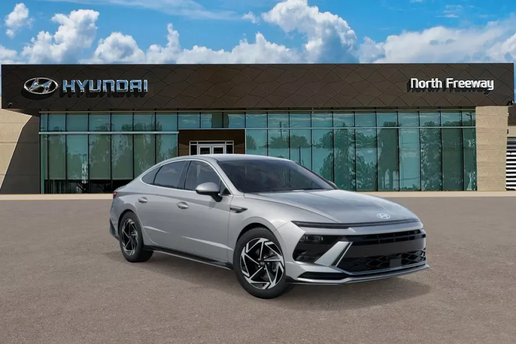 2026 Hyundai Sonata SEL Sport photo 1