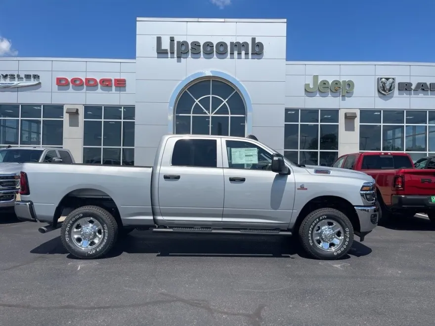 2025 Ram 2500 Tradesman photo 1