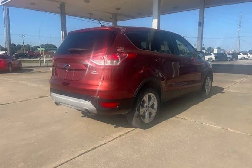 2016 Ford Escape SE photo 1