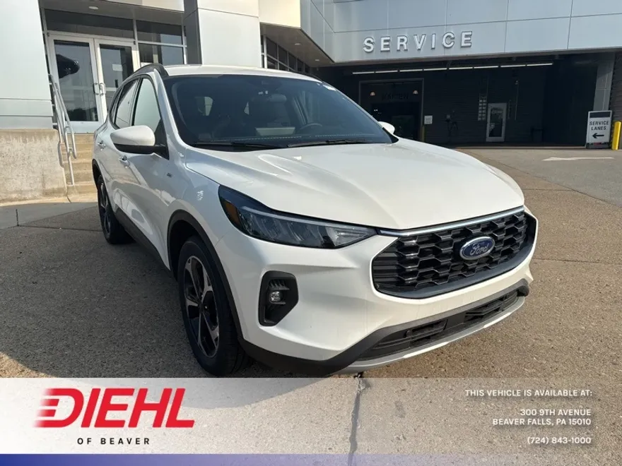 2025 Ford Escape Hybrid ST-Line Select photo 1