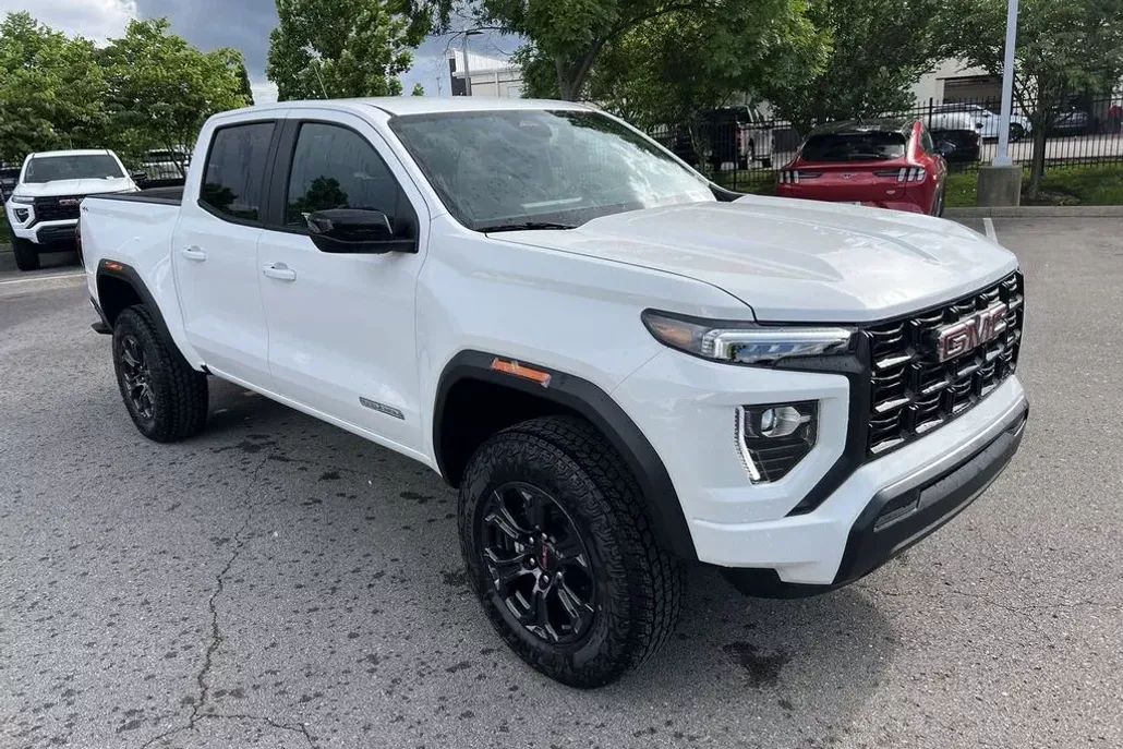 2025 Gmc Canyon Elevation photo 1