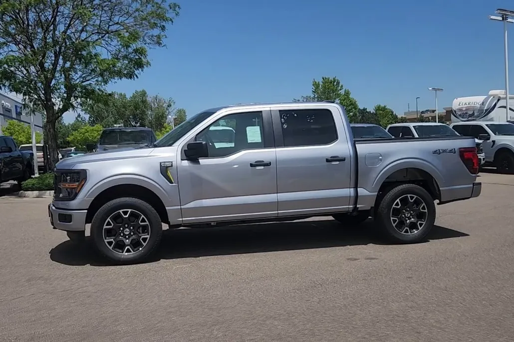 2025 Ford F-150 STX photo 1