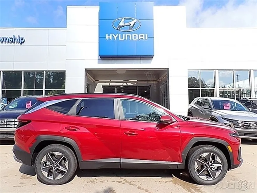 2025 Hyundai Tucson SEL Convenience photo 1