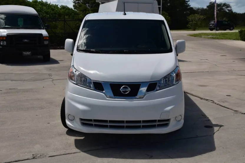 2020 Nissan NV200 S photo 1