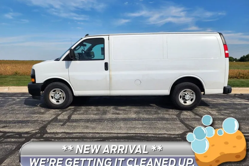 2021 Chevrolet Express 3500 Work Cargo Van photo 1